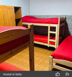 Hostel El Salto